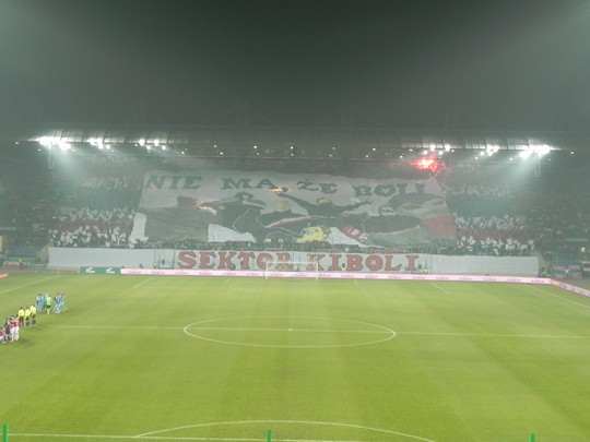 http://www.ultras-tifo.net/images/stories/reports/2011-2012/wisla-twente/wisla-twente_5.jpg