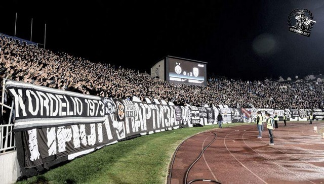 PAOK PARTIZAN FAMILY - Partizan 🇷🇸 fans at the match against Maccabi Tel  Aviv! ⚫️⚪️⚫️👏👏 #partizan #fans