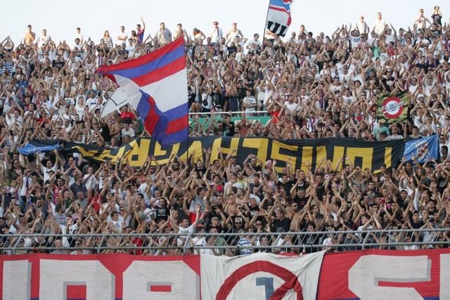 Ultras-Tifo on X: Dinamo Zagreb vs Hajduk Split today #dinamozagreb # hajduksplit #TorcidaSplit #ultrastifo  / X