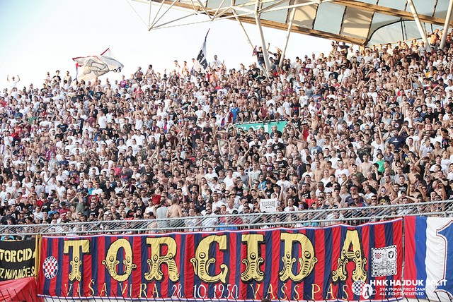 Ultras-Tifo on X: Dinamo Zagreb vs Hajduk Split today #dinamozagreb # hajduksplit #TorcidaSplit #ultrastifo  / X