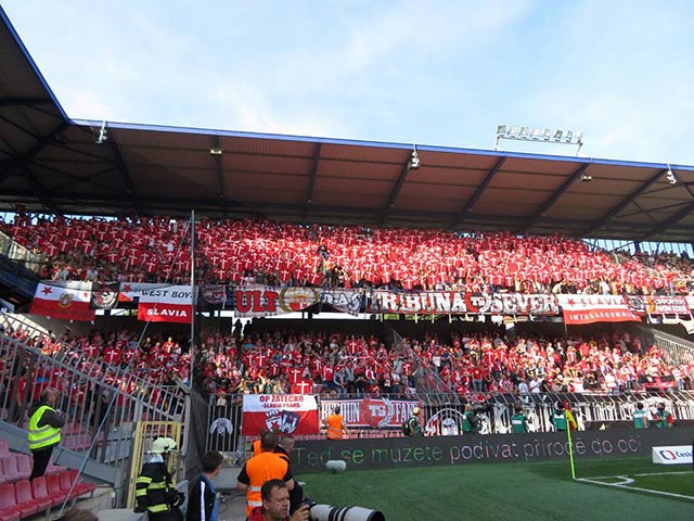 Ultras World in Prague - Sparta vs Slavia (20.03.2016) 