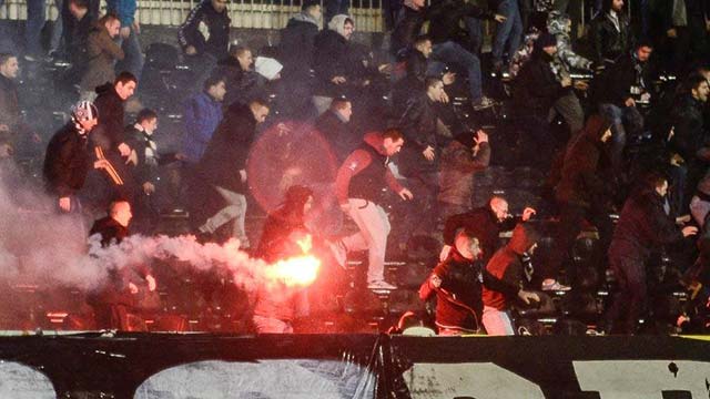 Hooligans.cz - Srbsko: KK Partizan - KK Crvena Zvezda