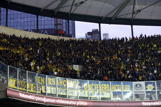 Besiktas Fenerbahce 54