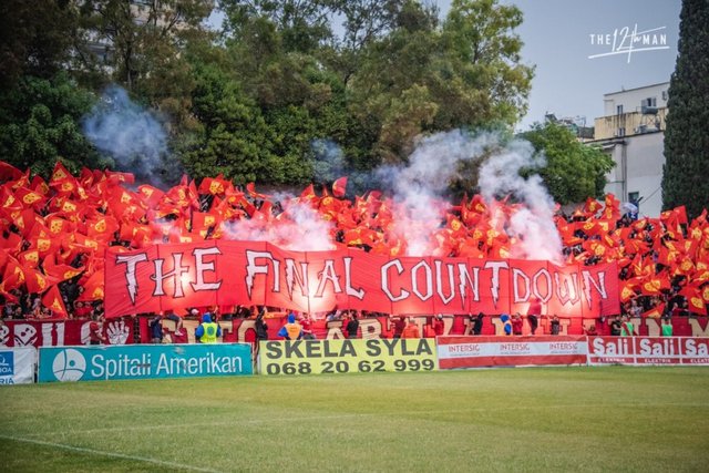 Partizanis fans cheer during the match between KF Tirana and FK News  Photo - Getty Images