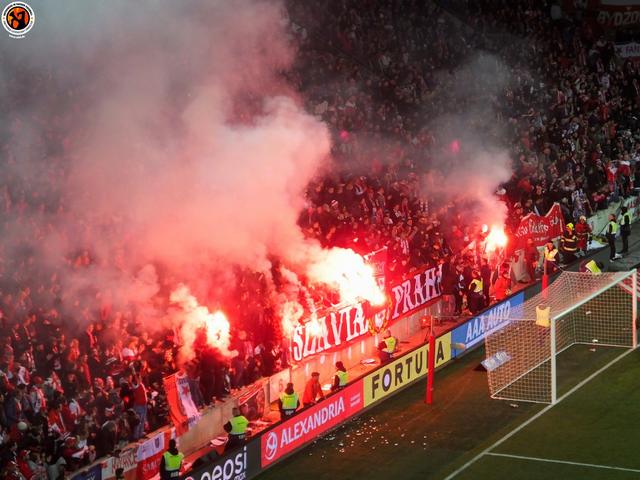 Ultras World - Slavia Praha vs Sparta Praha 08.07.2020