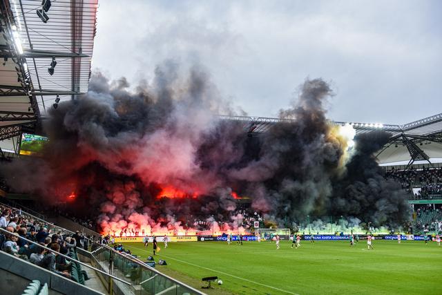 legia cracovia 1