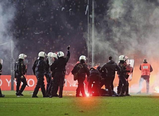 paok aris 1