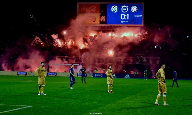 ULTRAS-TIFO.net - Hajduk Split vs Dinamo Zagreb 21.10.2022