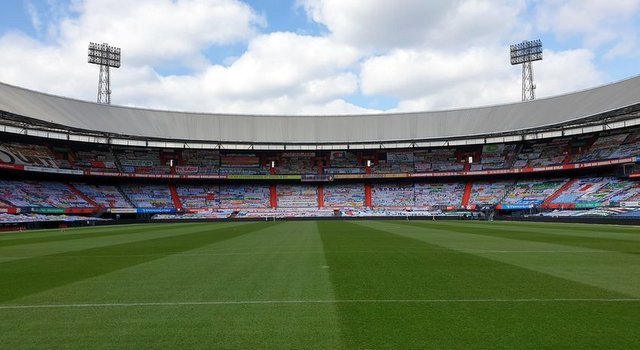 De Kuip banners 1