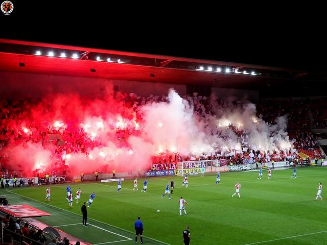 Baník Ostrava Slavia Praha přenos živý 17.12.2023 25. 4. 202, Fan Group