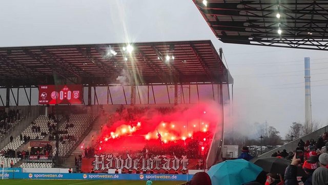 Rot Weiss Hallescher 1