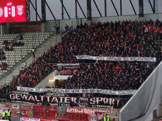 Rot Weiss Hallescher 1