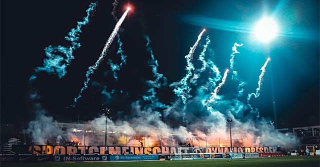 ULTRAS-TIFO.net - Dynamo Dresden vs Munchen 1860 right now