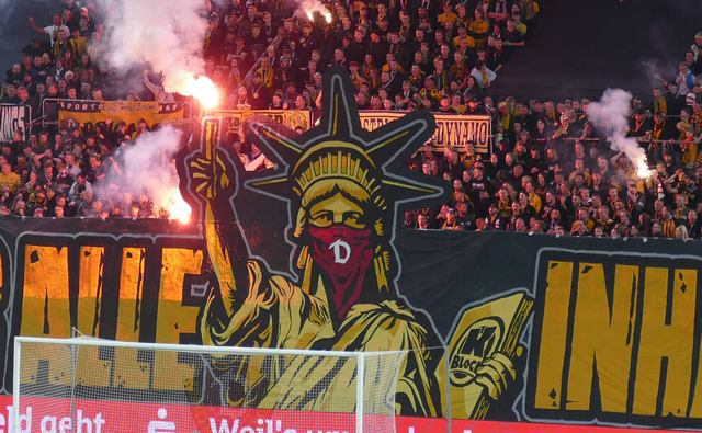 🟡⚫ ATMOSPHERE ULTRAS DYNAMO DRESDEN PYRO SHOW