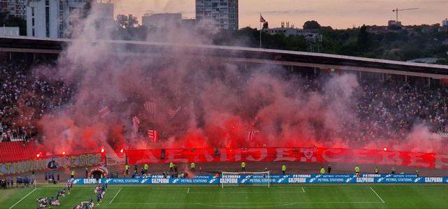 zvezda fiorentina 1