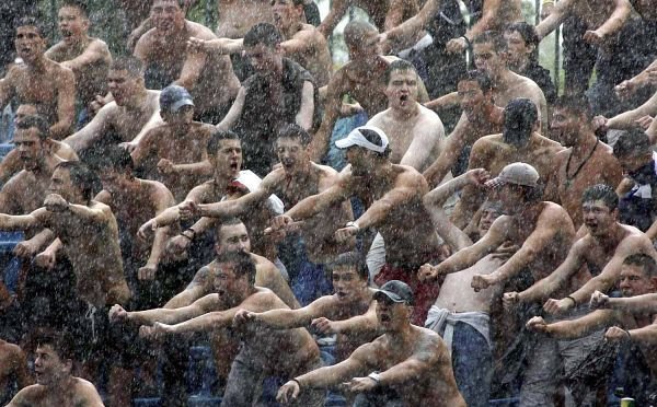 ultras bad weather 1