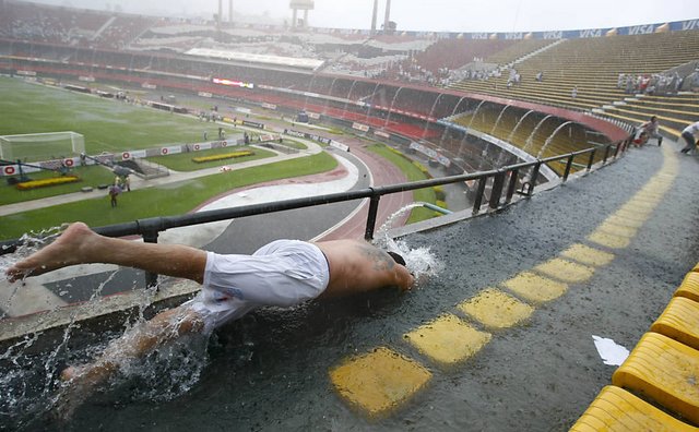 ultras bad weather 1