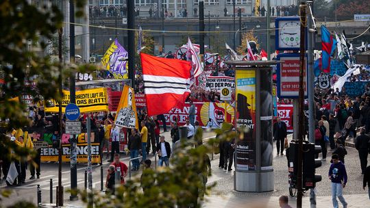 berlin ultras protest 2010