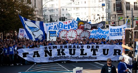 berlin ultras protest 2010