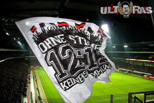 ULTRAS-TIFO.net - Dynamo Dresden vs Munchen 1860 right now