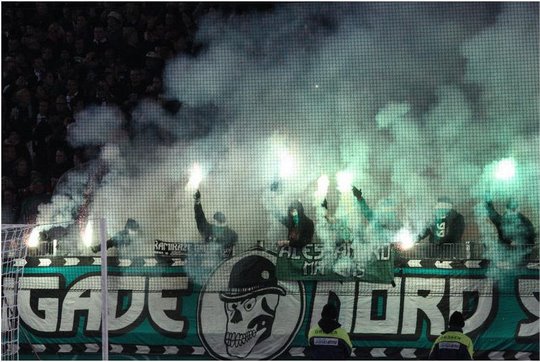 🟡⚫ ATMOSPHERE ULTRAS DYNAMO DRESDEN PYRO SHOW