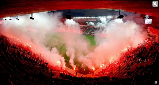 Sparta Prague fans invade pitch following defeat to Slavia Prague 